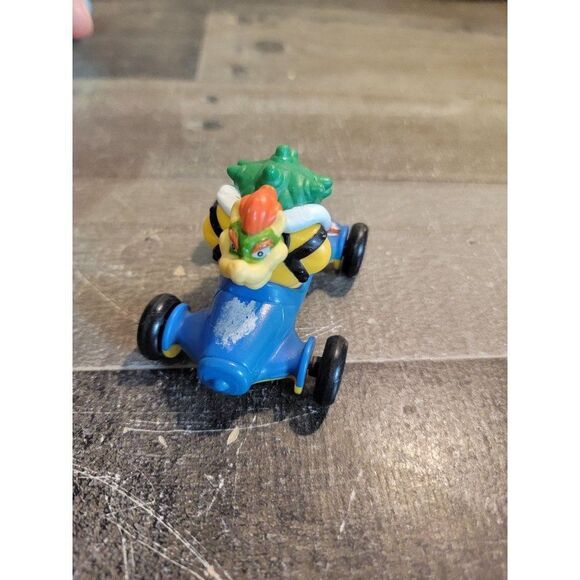 McDonald's Nintendo Mario Kart 2014 Bowser toy figure car - Picture 1 of 5